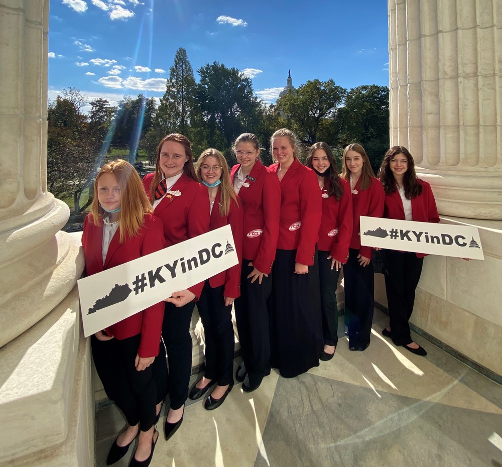 GCHS FCCLA members between columns in D.C.