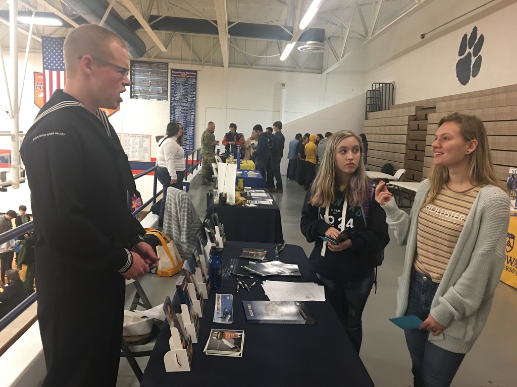 Navy rep talking to students